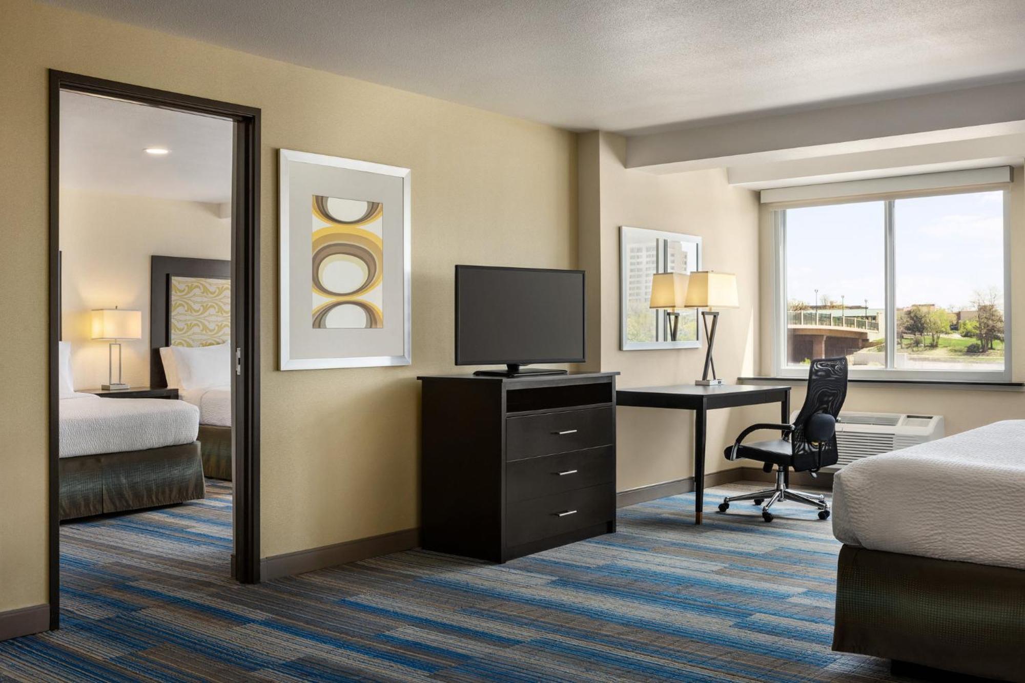 Holiday Inn Express & Suites Colorado Springs Central By Ihg Zewnętrze zdjęcie