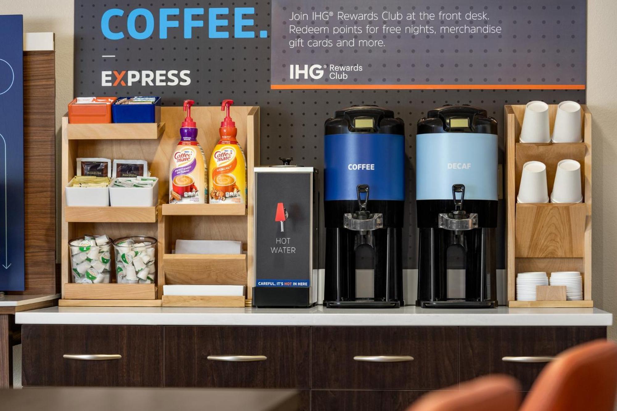 Holiday Inn Express & Suites Colorado Springs Central By Ihg Zewnętrze zdjęcie