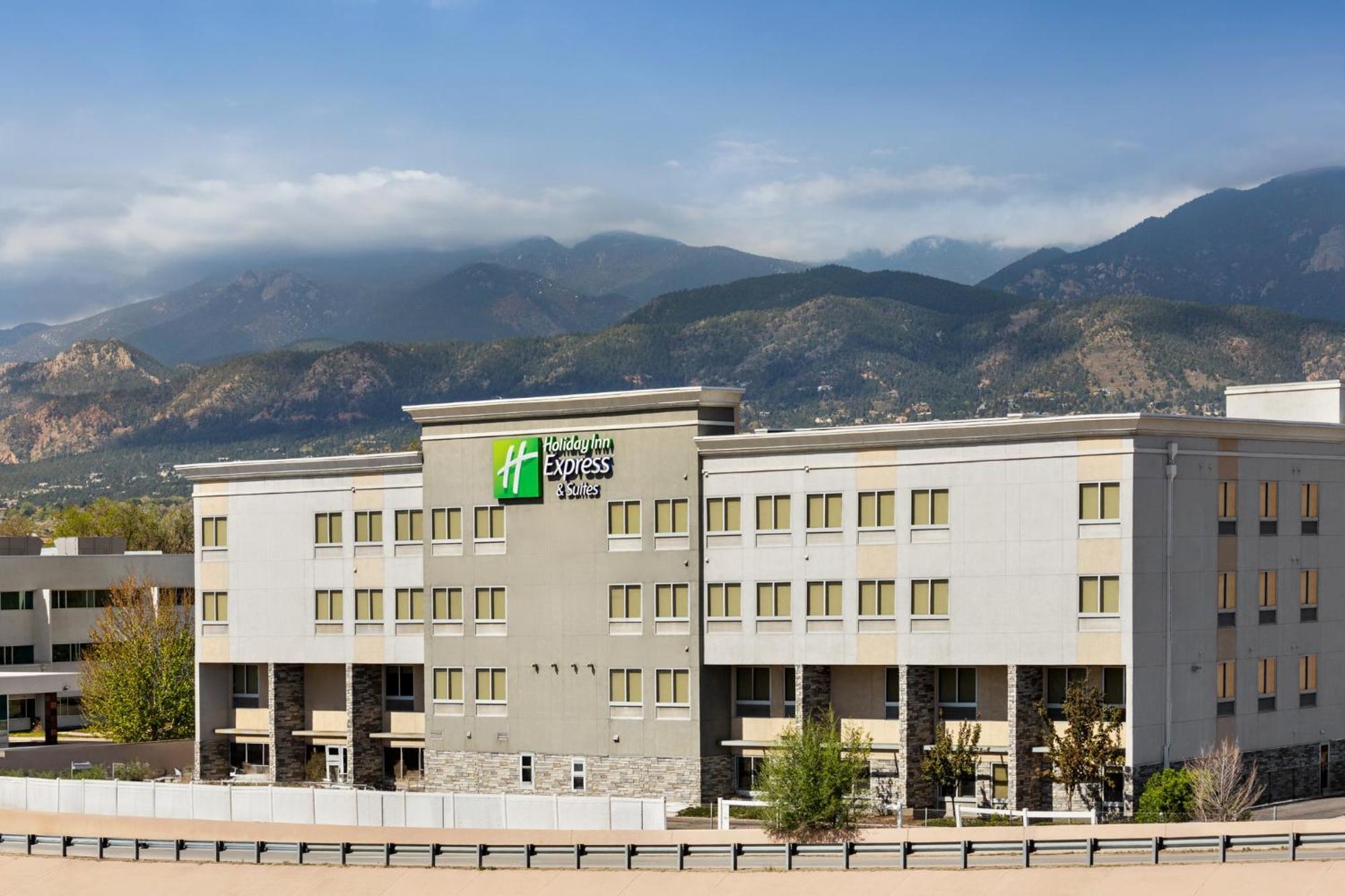 Holiday Inn Express & Suites Colorado Springs Central By Ihg Zewnętrze zdjęcie